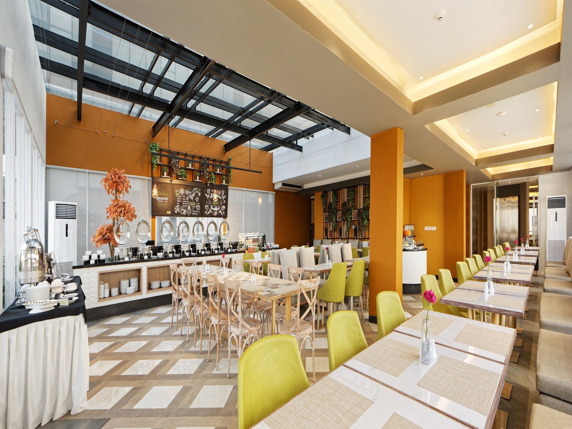Maxone Platinum Hayam Wuruk Hotel Jacarta Exterior foto