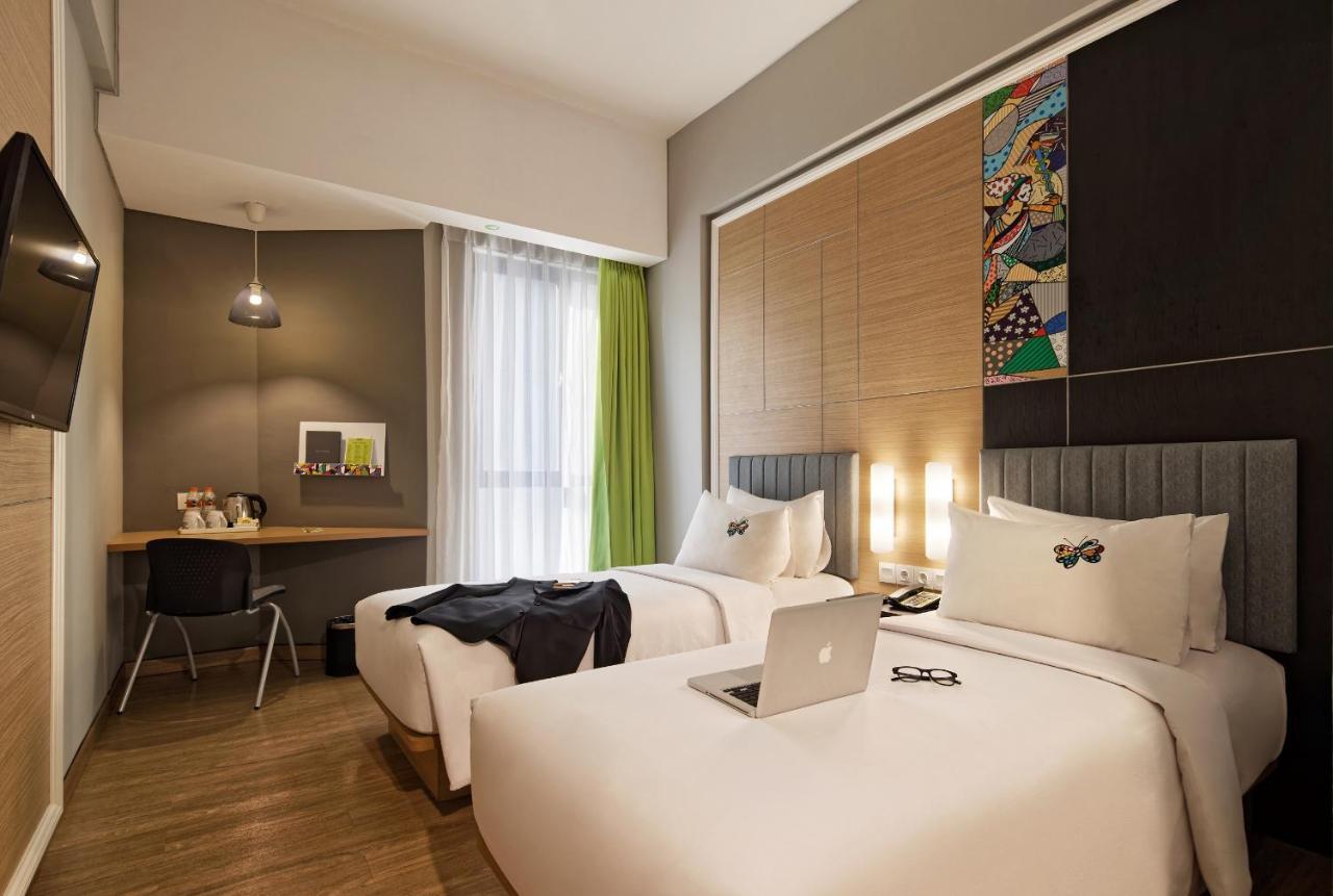 Maxone Platinum Hayam Wuruk Hotel Jacarta Exterior foto